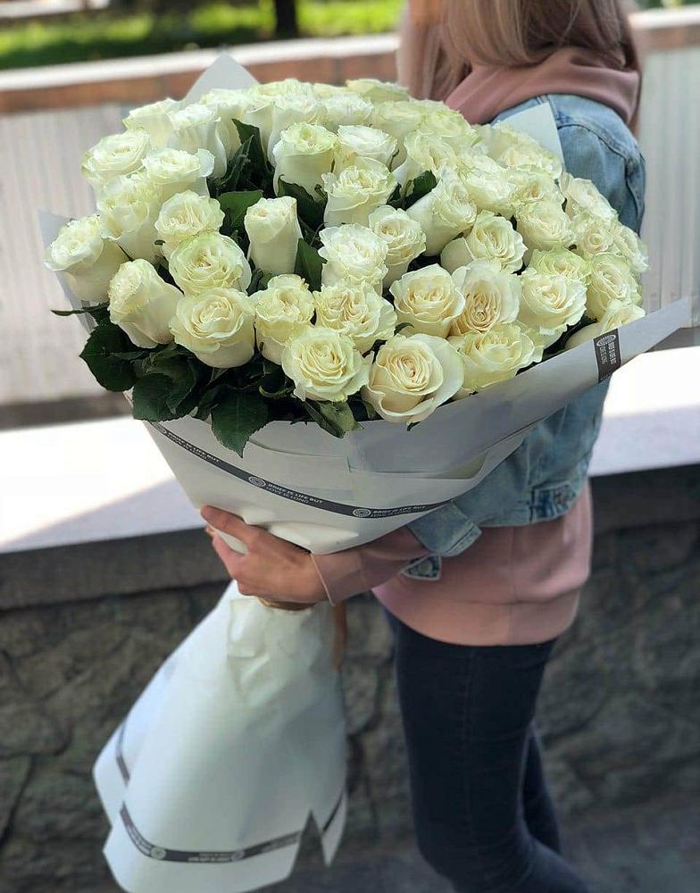 35 Белых роз в Тамбове Букет 35 Белых роз в Тамбове